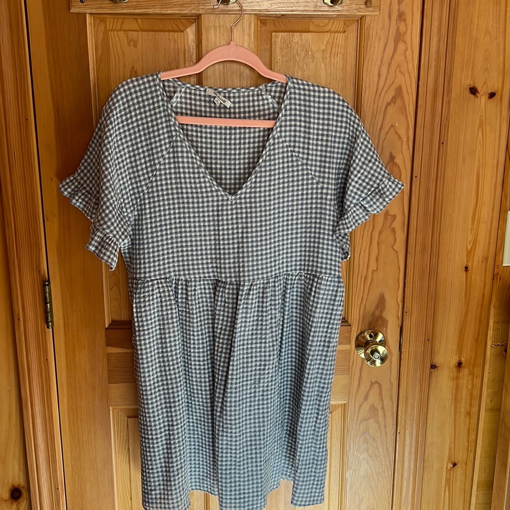 Medium, Madewell ruffle sleeve dress